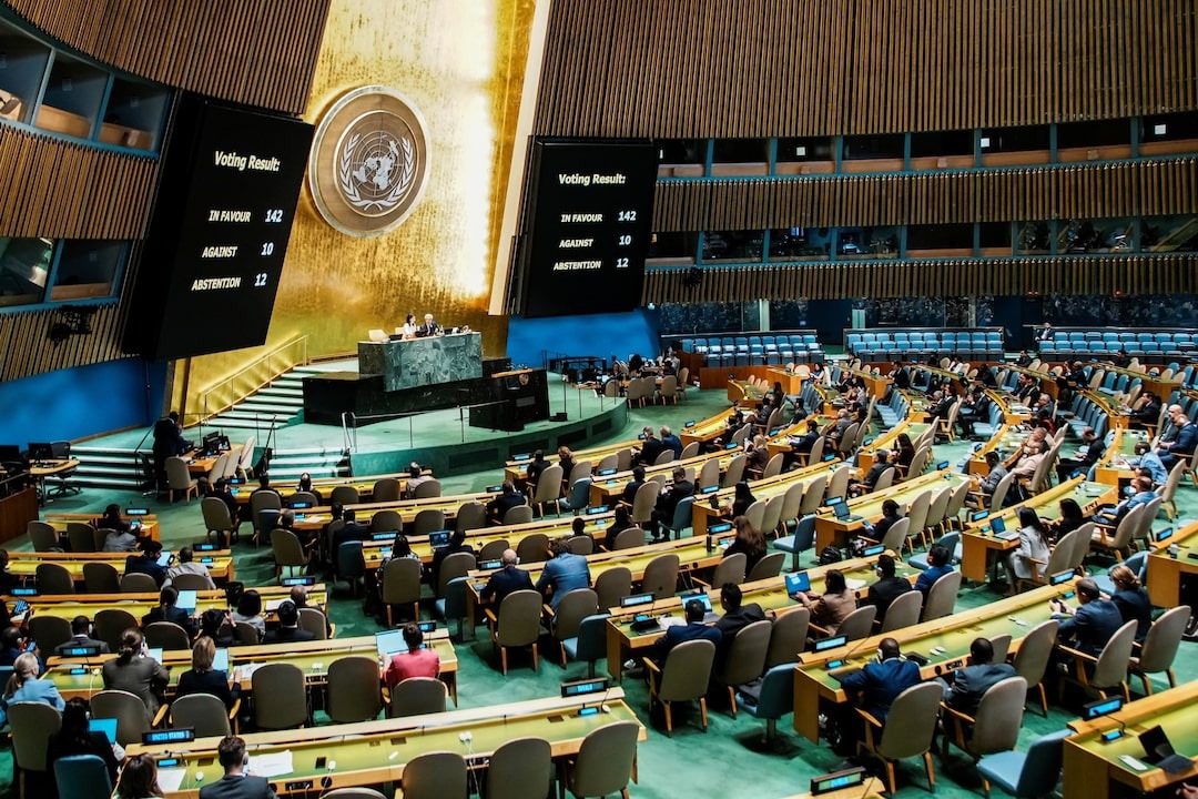 UN overwhelmingly endorses declaration on two-state solution for Israel, Palestinians
