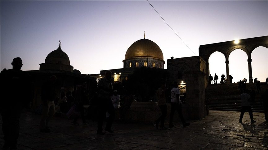 Al-Aqsa Preacher Sheikh Mohammad Sarandah Stopped by Israeli Police from Entering Mosque