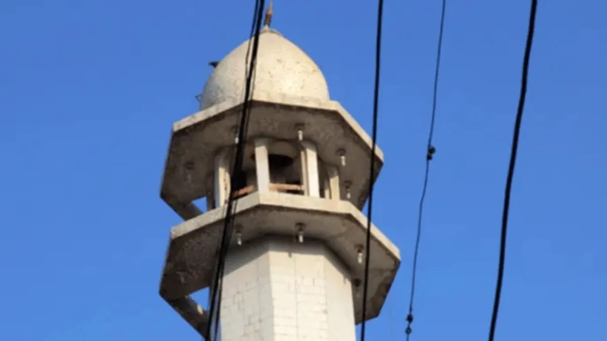 Imam’s Wife, Two Young Daughters Found Murdered in Uttar Pradesh Mosque