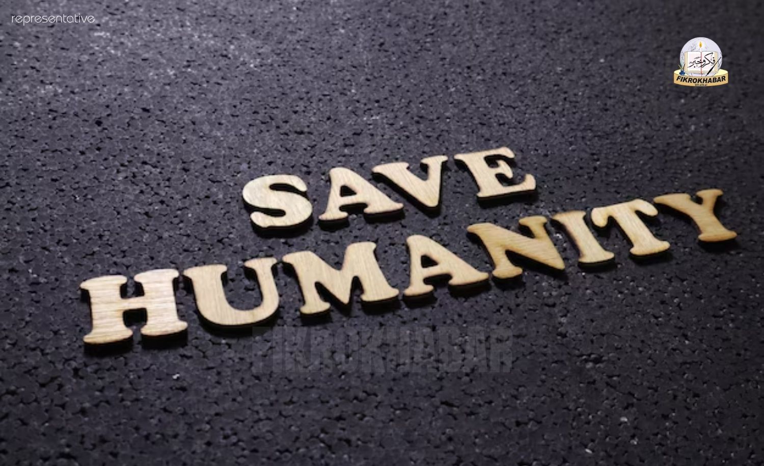 A Mother’s Agony, a Society’s Shame: Woman Carries Dying Daughter on Her Shoulders as Bystanders Look Away