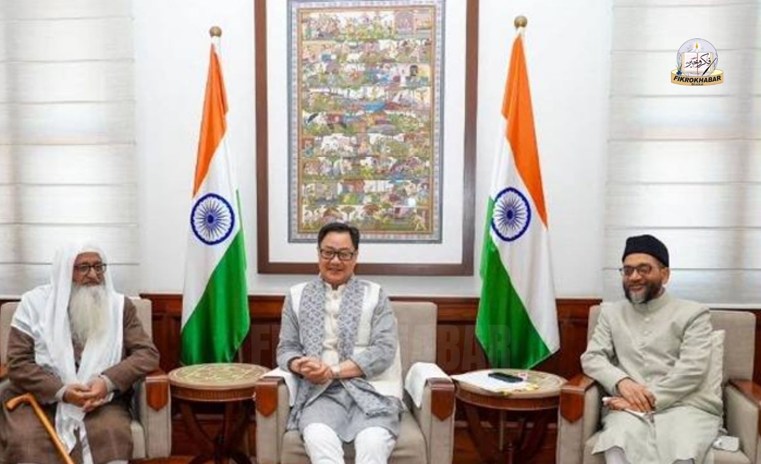 AIMPLB Delegation Meets Union Minority Affairs Minister; Highlights Key Issues Facing Muslim Community