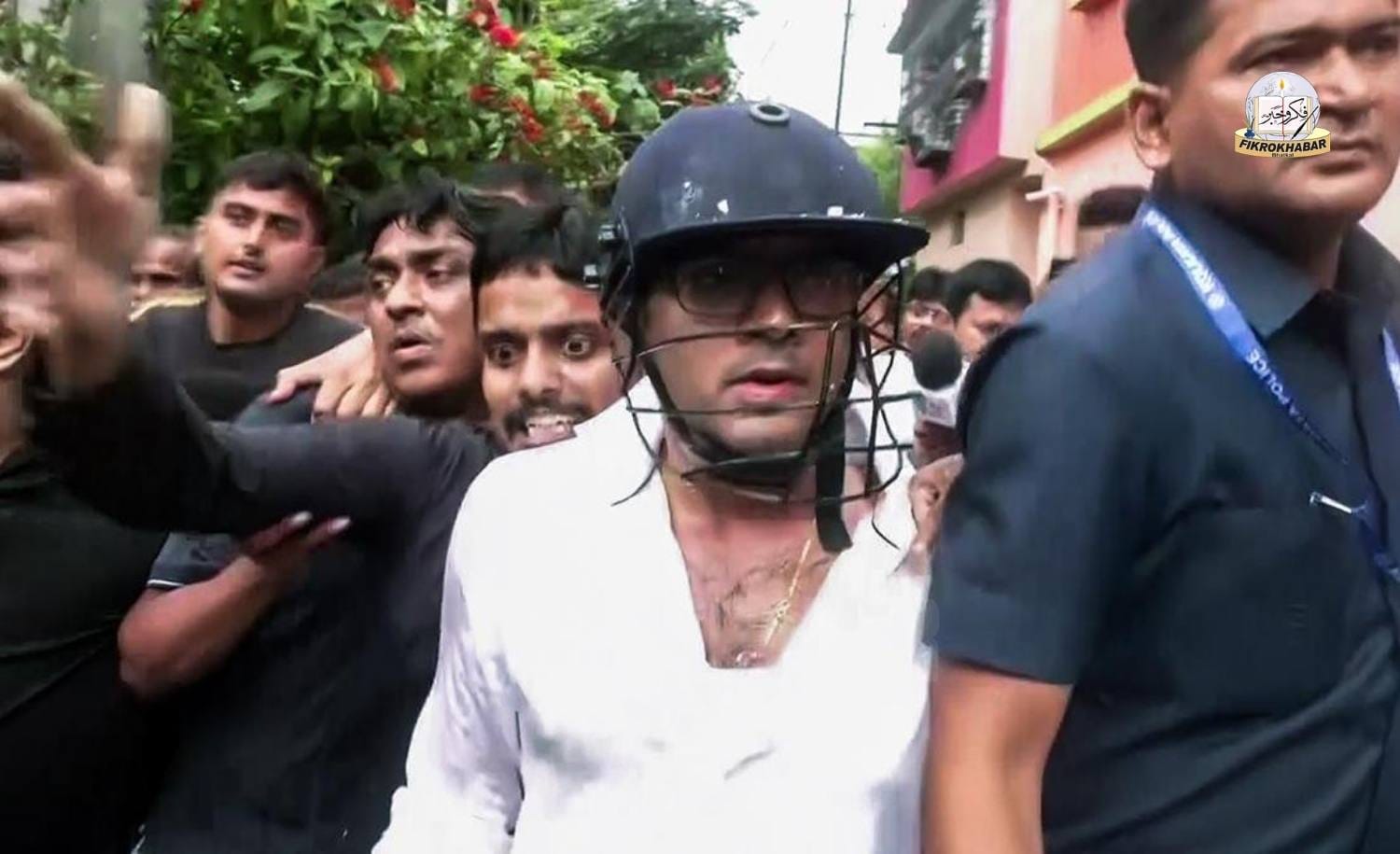 Abhishek Banerjee Injured After Mob Attack During Visit to Sonarpur South