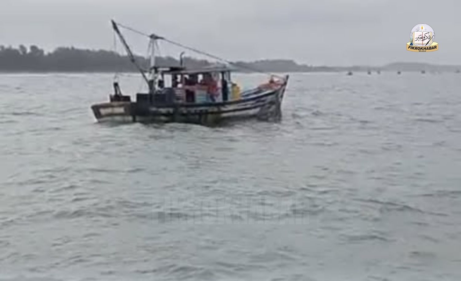 Another Fishing Boat Sinks at Tadadi Port, Four Fishermen Rescued