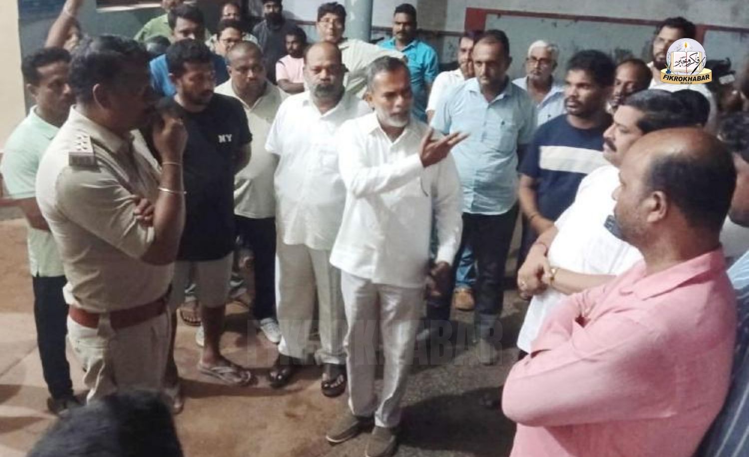 Case Registered Against Hindutva Leader Govind Naik for Allegedly Threatening Police Officers During Bhatkal Protest