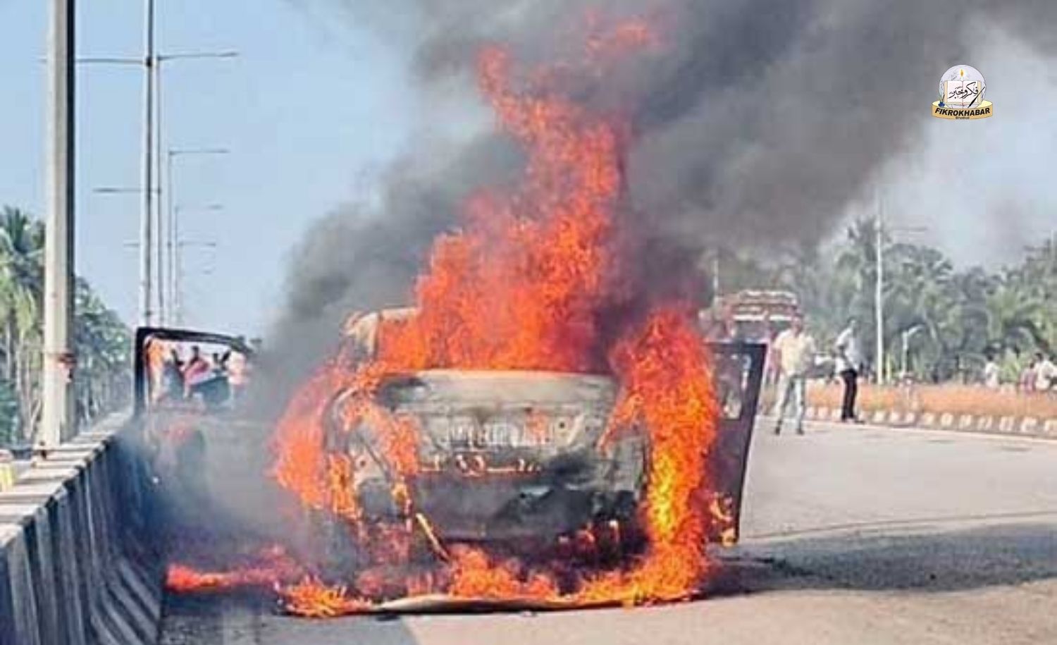 Car Catches Fire on Navunda Flyover in Byndoor