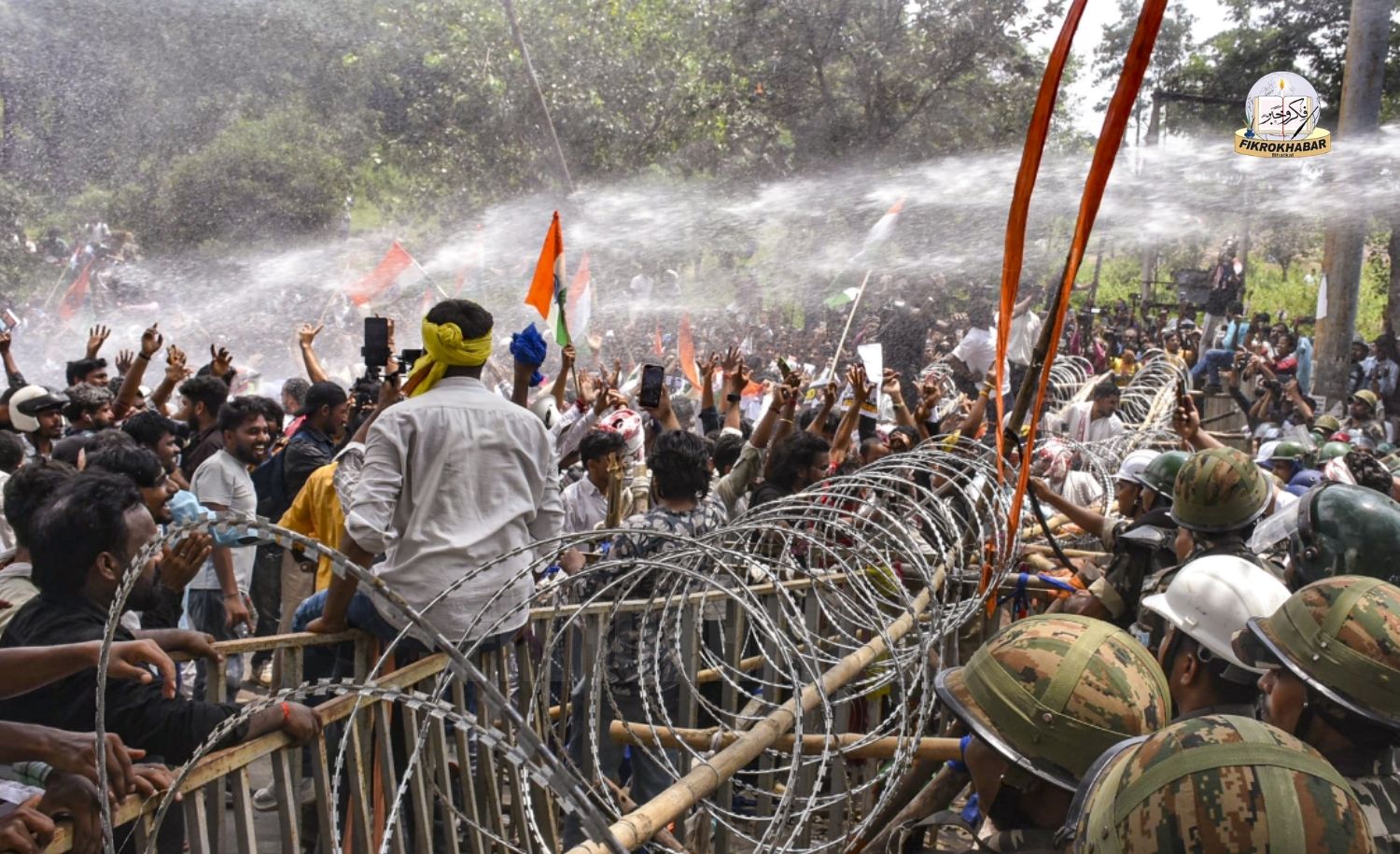 Jharkhand Student Protest Turns Tense as Police Use Lathis and Water Cannons in Ranchi