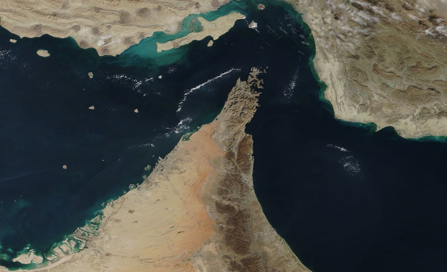 Iran Declares Strait of Hormuz Fully Open During Ceasefire Period