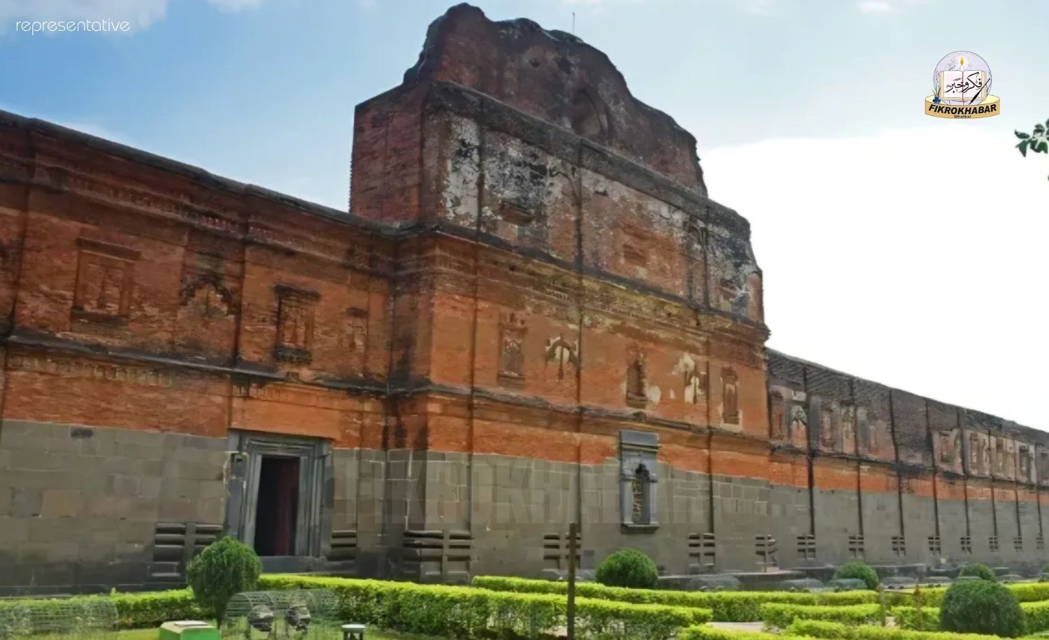 Hindutva Group Announces Plan to Install Shiva Lingam Outside 650 Year Old Adina Mosque in West Bengal