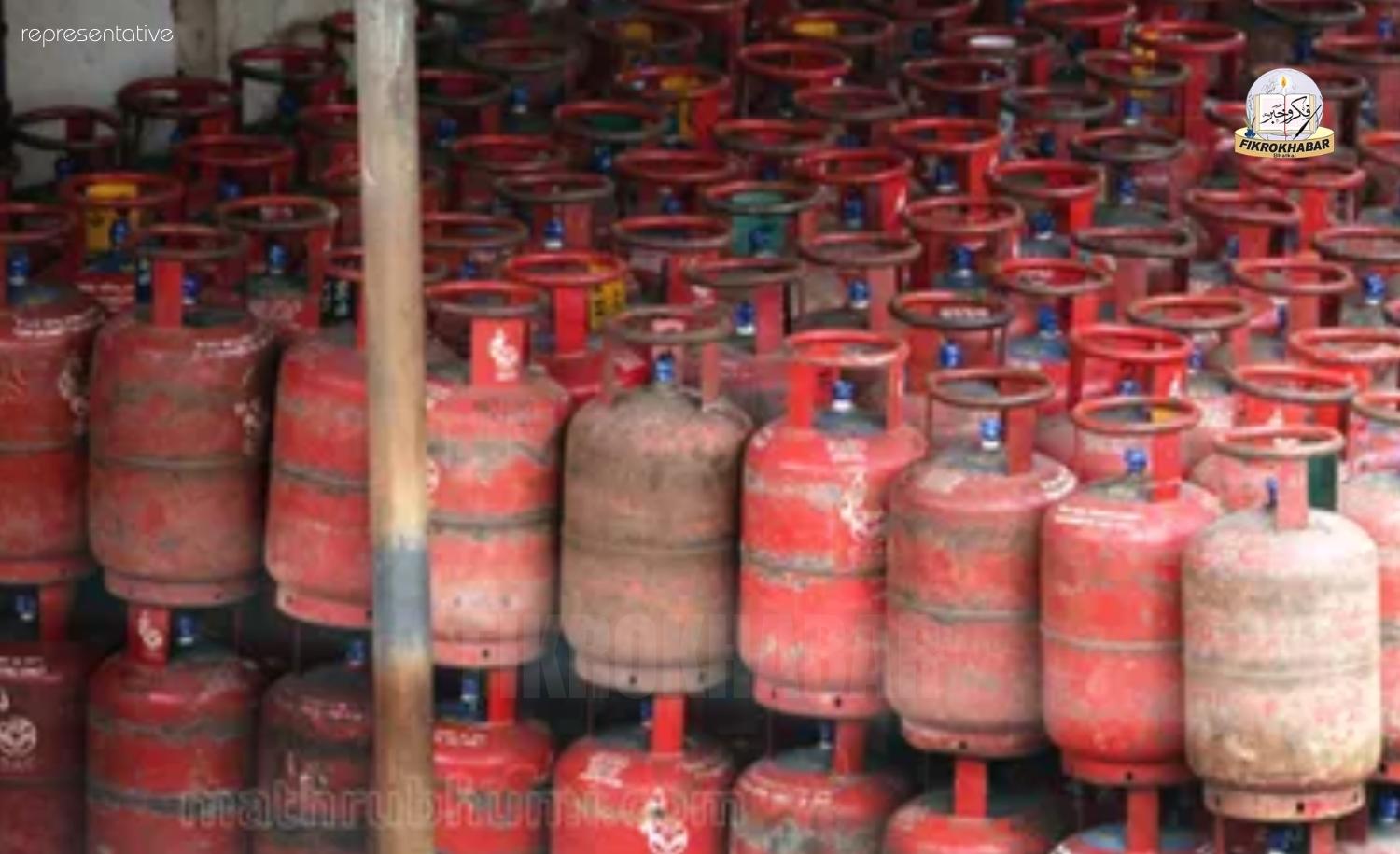 Karnataka Assures One LPG Cylinder per Household Each Month: Minister Muniyappa
