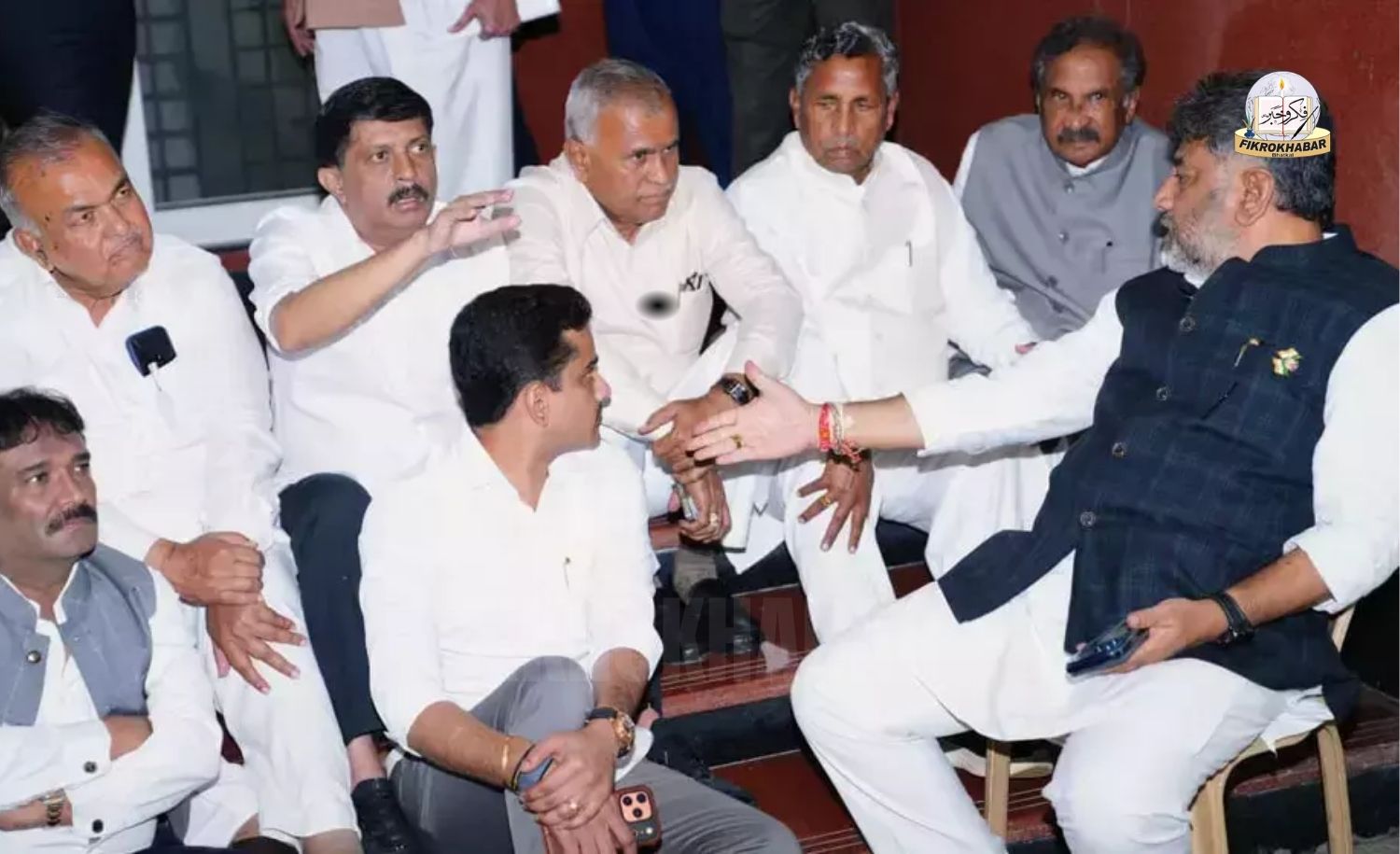 Karnataka CM Stages Sit In Outside CEO Office Demanding FIR Over Alleged Electoral Fraud in SIR