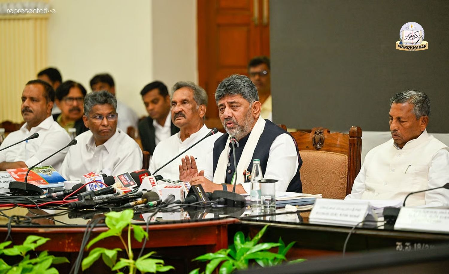 Karnataka Government Will Not Discontinue Gruha Lakshmi and Gruha Jyothi Schemes, Says CM DK Shivakumar
