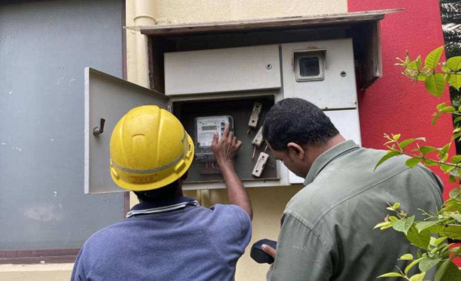 Karnataka to Issue July Power Bills for Households Based on Average Electricity Use