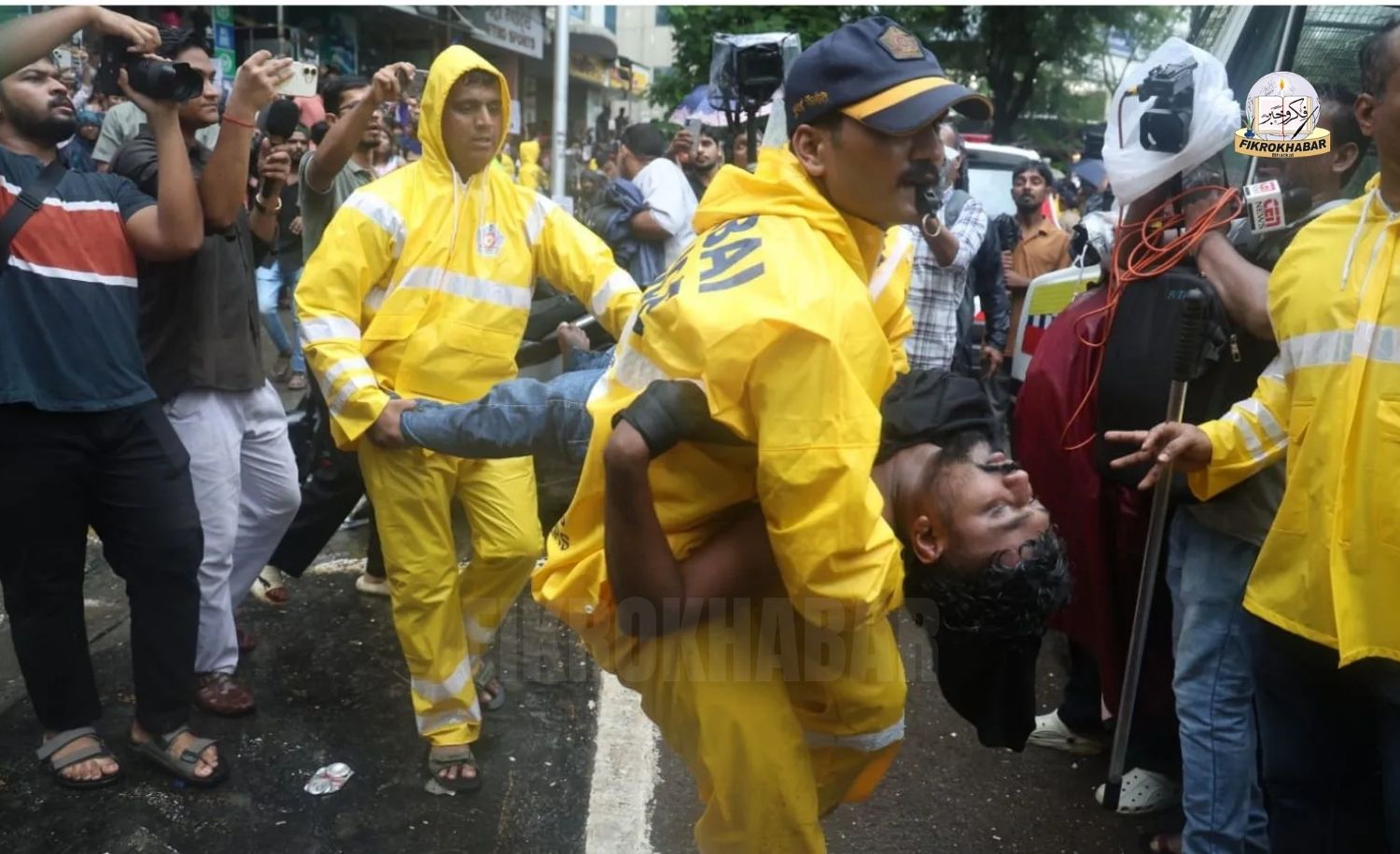 Mumbai’s Chembur sees NEET protest intensify as demonstrators detained by police