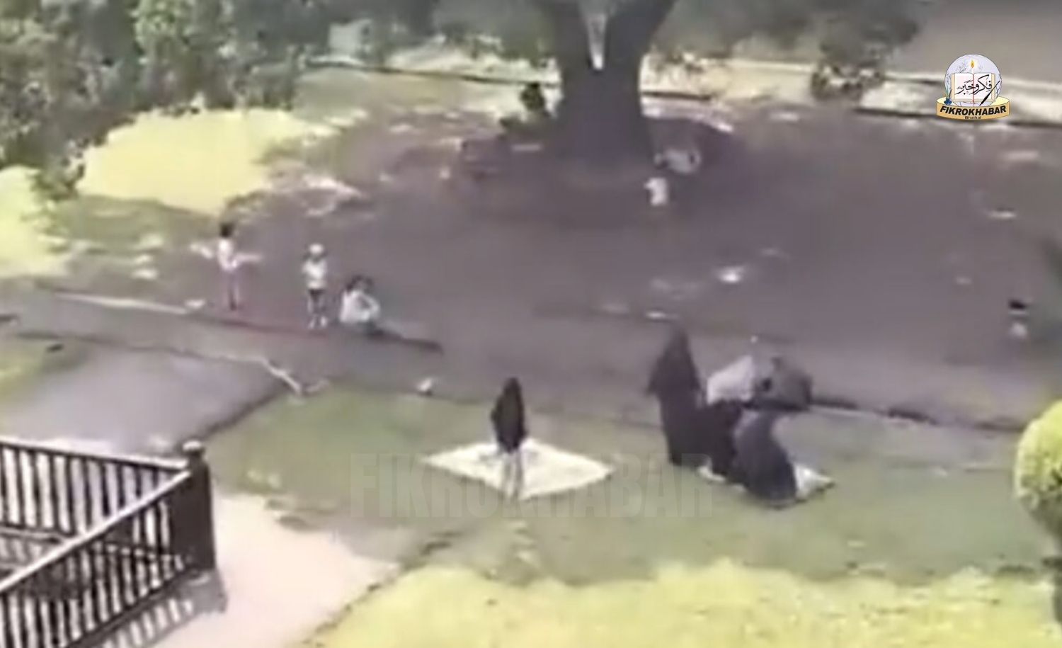 Protests Erupt After Video of Muslim Women Offering Namaz at Pune’s Shaniwar Wada Goes Viral