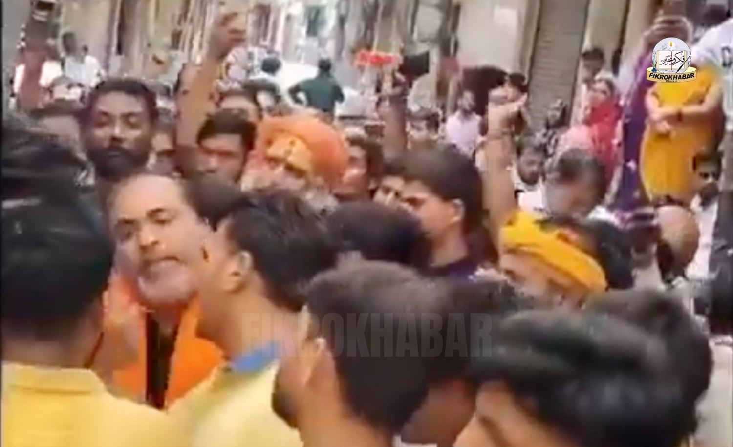 Tensions Rise in UP’s Khoda After Right Wing Groups Protest Outside Mosques During Friday Prayers