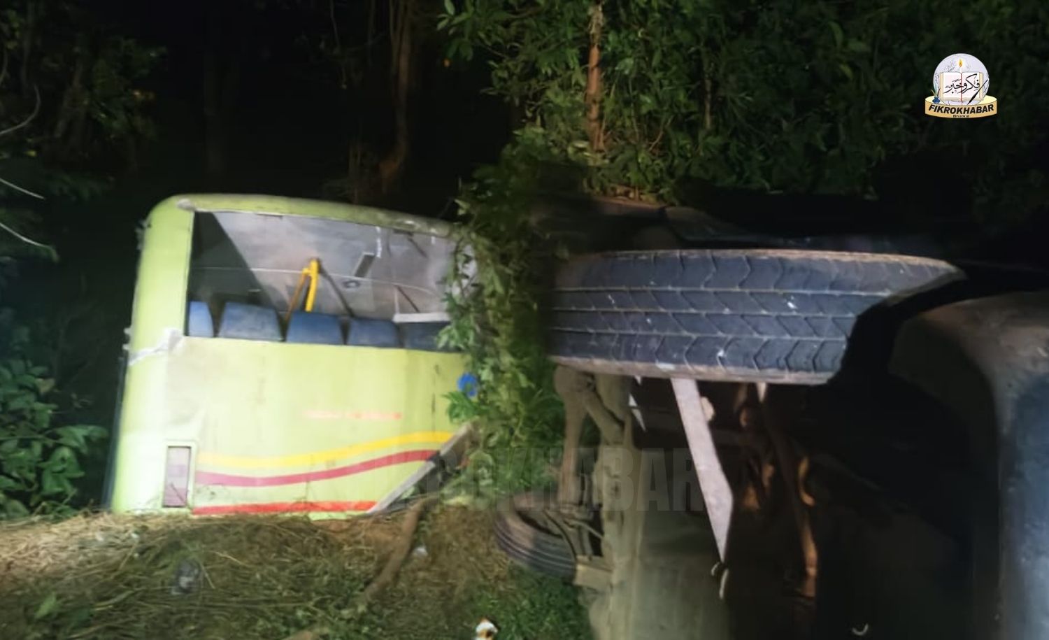 Tragic Accident Near Honnavar: One Dead, Several Injured as Bus Overturns into Ditch