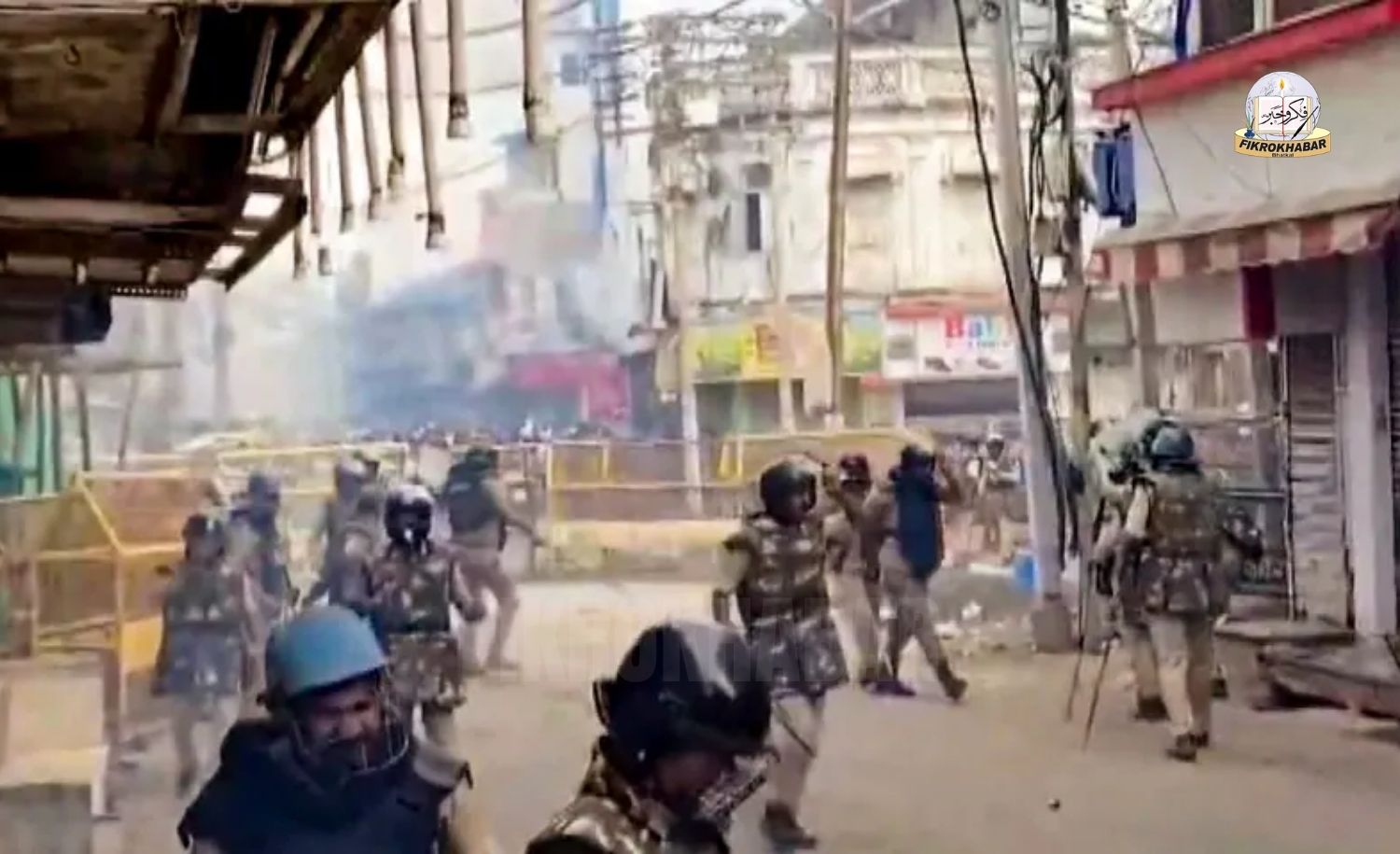 Ujjain Shahi Masjid Demolition Row Turns Tense as Protesters Clash With Police