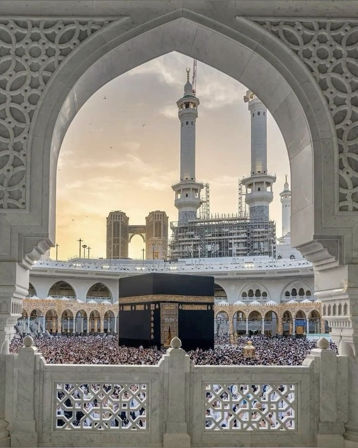 The Earth-Shaking Reality: A Reflection on Surah Al-Hajj    – (22:1-4)
