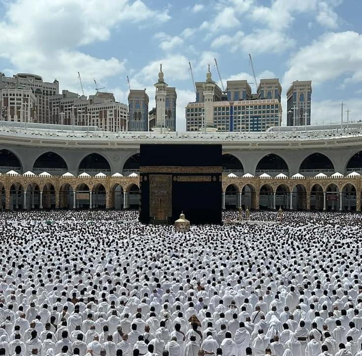 When Faith Stands on the Edge: A Reflection On Surah Al-Hajj (22:8–13)