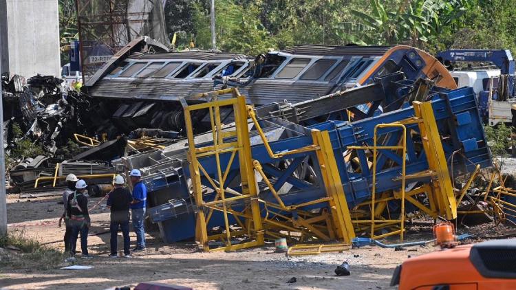 Deadly Crane Collapse Derails Train in Thailand