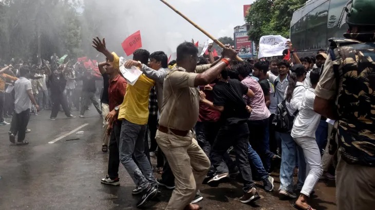 Indian Police Accused of Using Pellet Guns in Crackdown on Student Protests
